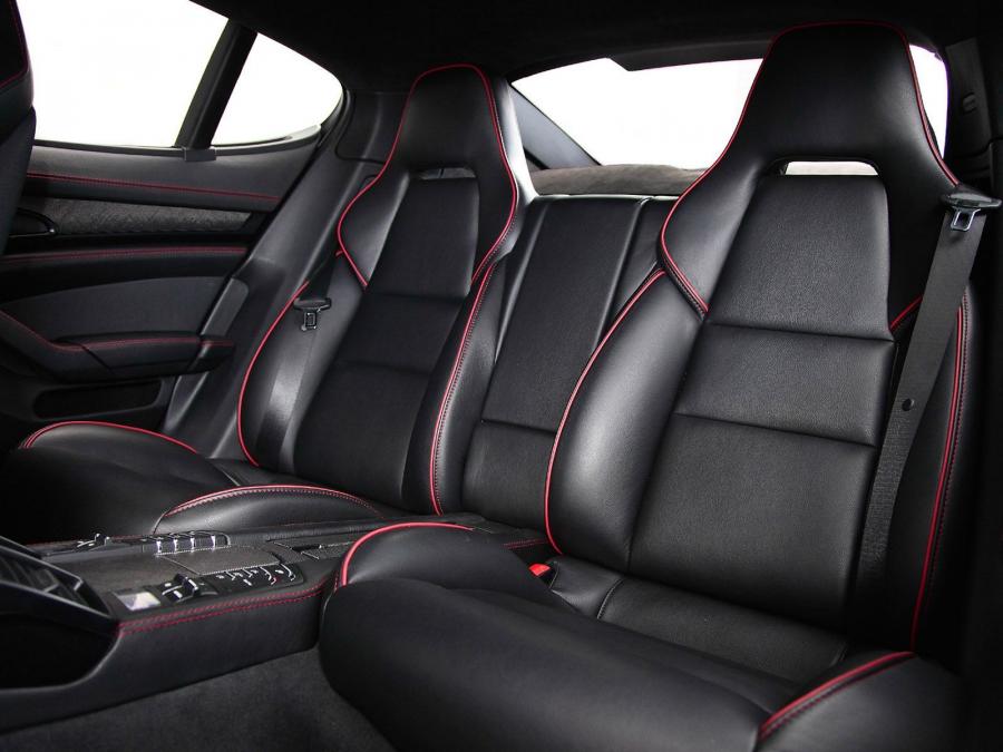  Porsche Panamera Black Edition by TechART 2010 года  (фото 11 из 13)
